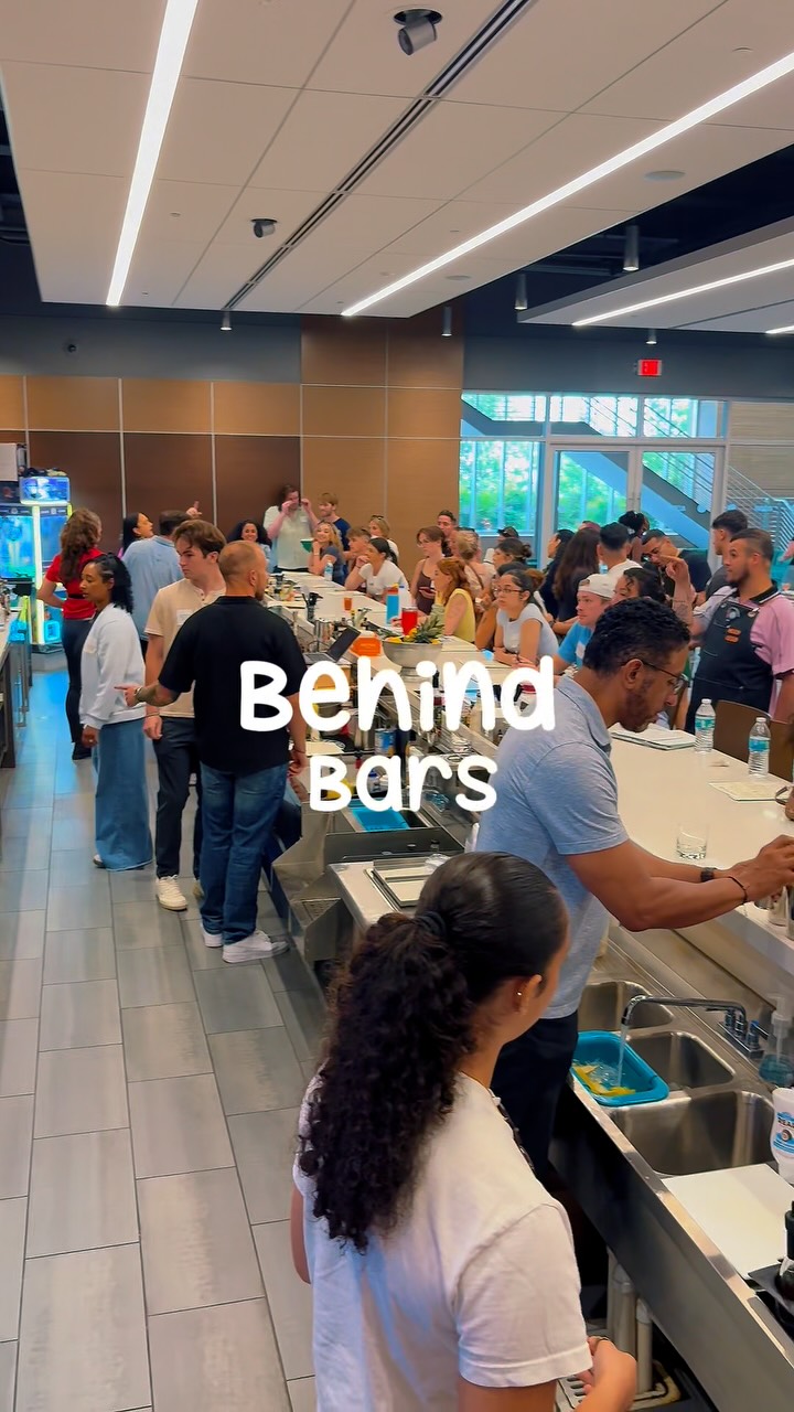 Cheers to our biggest Behind Bars event yet! ??
#behindbars #cocktails #abg