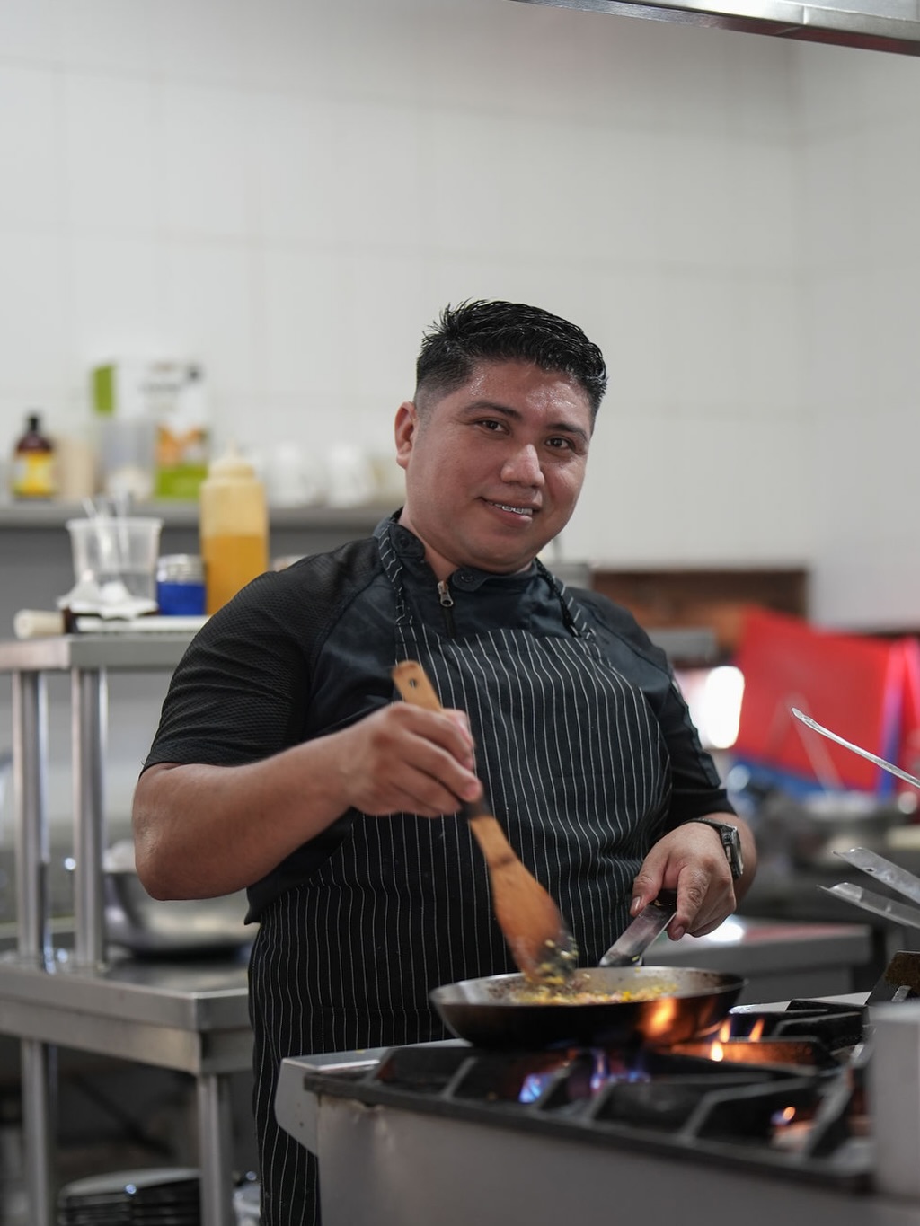 Behind every stay, there’s our team making it all happen. ?
Different roles, different moments, all with the same intention: to make your time with us feel easy, warm and genuinely cared for.
#VillasCaracolHolbox #YourHosts #FamilyRun
